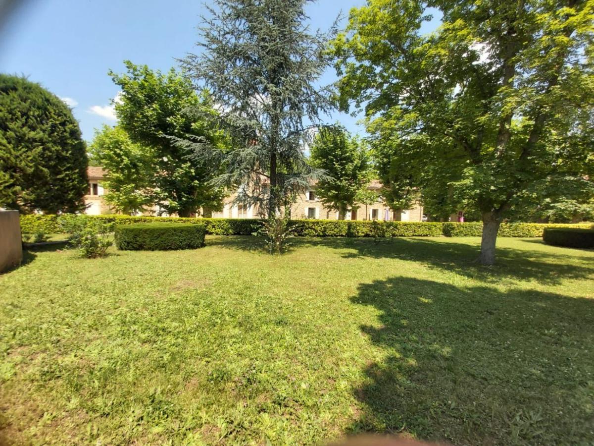 Eblouissant Appartement Au Calme D'Une Residence Avec Piscine Idealement Situe Au Pied Du Colorado Provencal Dans Le Prestigieux Luberon Rustrel Eksteriør billede