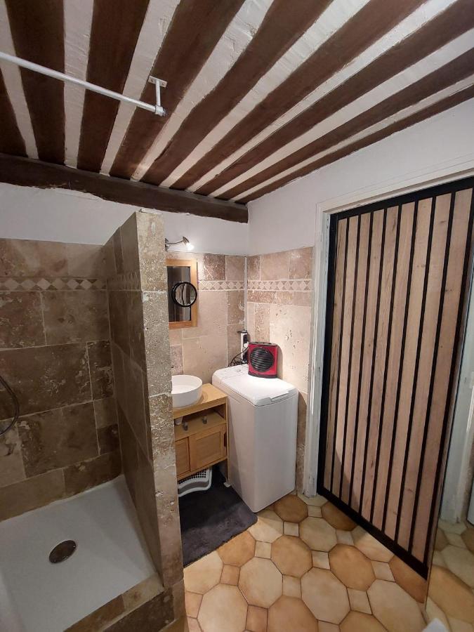 Eblouissant Appartement Au Calme D'Une Residence Avec Piscine Idealement Situe Au Pied Du Colorado Provencal Dans Le Prestigieux Luberon Rustrel Eksteriør billede